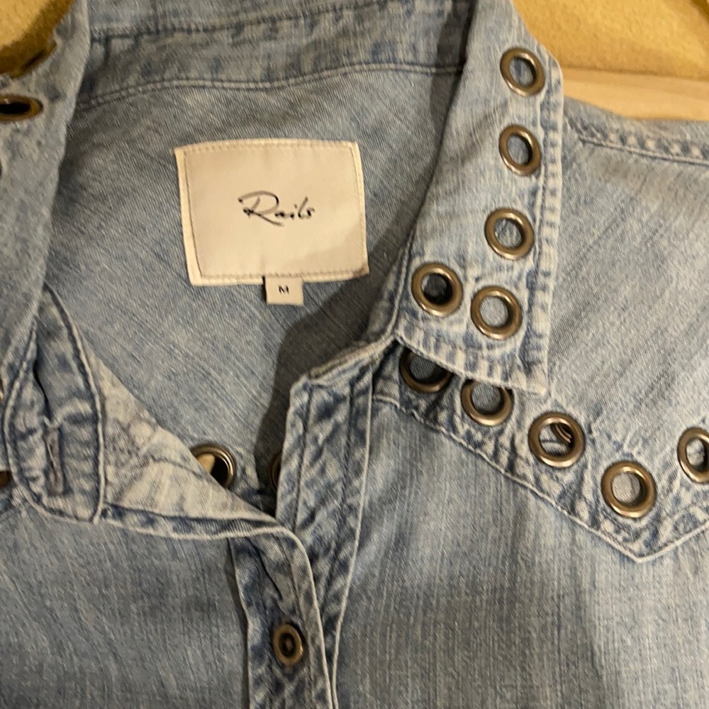 Rails denim shirt with grommets